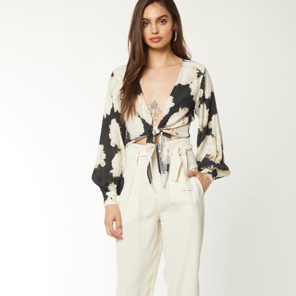 Flynn Skye Tops - Flynn Skye Allie Floral Wrap Top